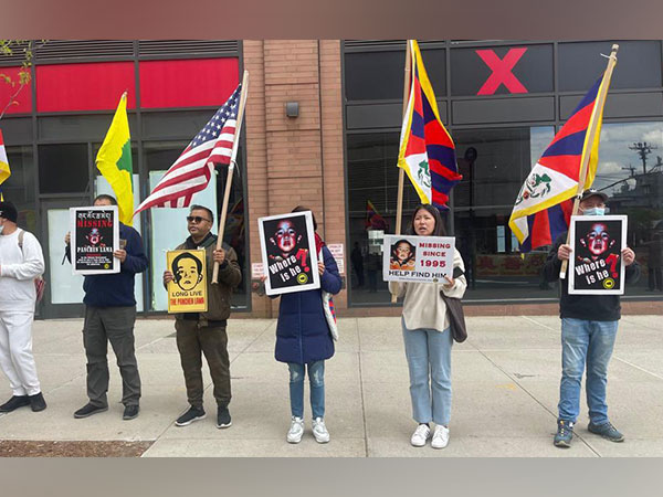 US: Tibetans in NY protest against China, demand to release 11th Panchem Lama